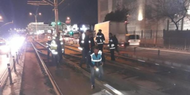 stanbul'da Tramvay seferleri yaplamyor!