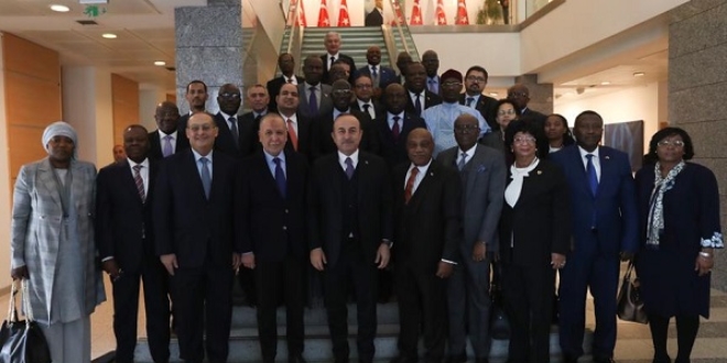 Çavuşoğlu Afrikalı Büyükelçilerle bir araya geldi