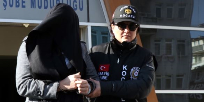 Dizüstü bilgisayar yerine çakıl taşı göndereceklerdi