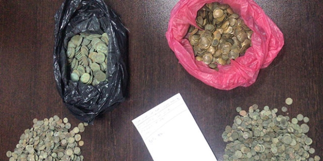 Tarihi eser kaçakçısı 1'i polis, 15 kişi gözaltına alındı
