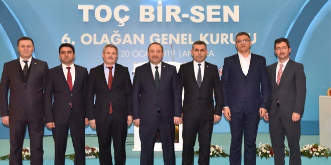 Memur Sen'de, 3 sendika güven tazeledi