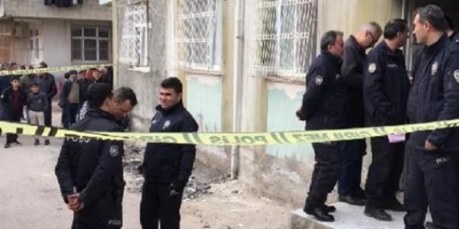 Eşini bıçaklayan koca, olaya şahit olan oğlundan helallik istemiş