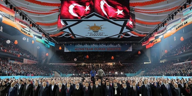 AK Parti'de bin 230 belediye başkan adayı açıklandı