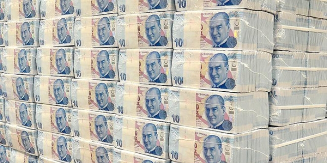 Hazine 1,4 milyar lira borçlandı
