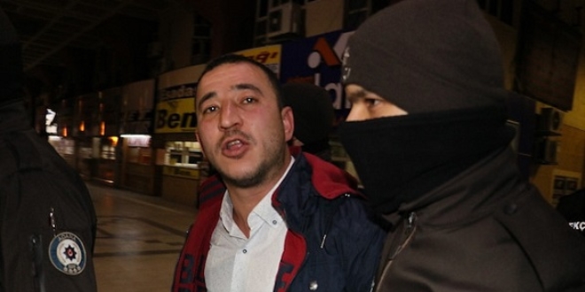 Adana'da polisleri alarma geçiren canlı bomba ihbarı