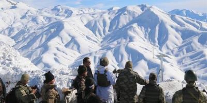 Eksi 30 derecede içimizi ısıtan vatan nöbeti