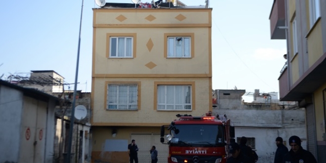 Kilis'te mazot dökülen soba alev aldı: 3 yaralı