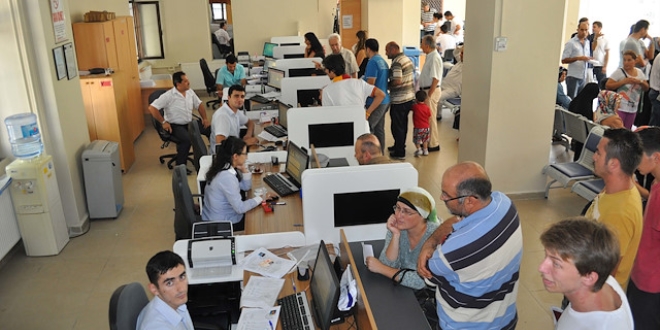 Sınava girecekler için 'nöbetçi nüfus müdürlüğü'