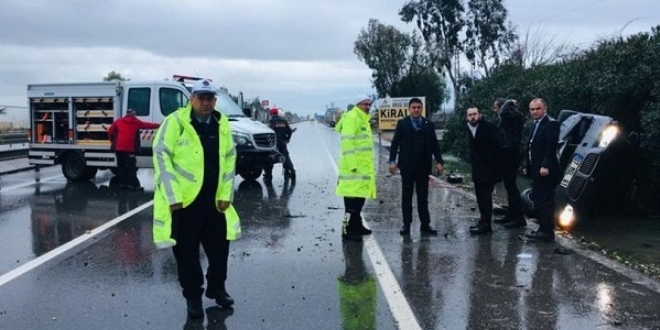 İçişleri Bakanı Süleyman Soylu'nun koruma ekibi kaza yaptı