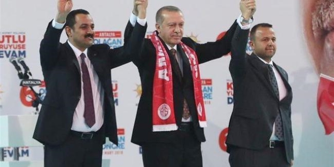 Ak Parti Antalya ile belediye bakan adaylar akland
