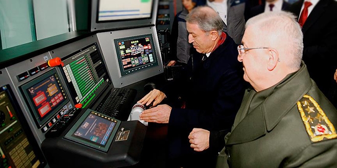 Bakan Akar Gökbey'in turboşaft motorunu test etti