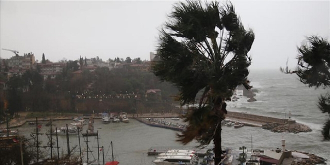 Meteoroloji'den 3 ilimiz iin hortum uyars