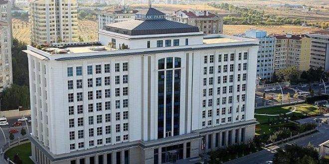 AK Parti seçim çalışmalarında 'yapay zeka'yı kullanacak