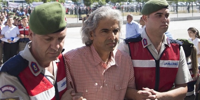 Darbeci generalin savunmasını tanık ifadeleri çürüttü