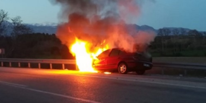 Adana'da seyir halindeki ara alev topuna dnd