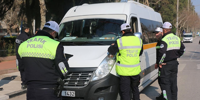 Öğrenci servis araçlarına ceza yağdı