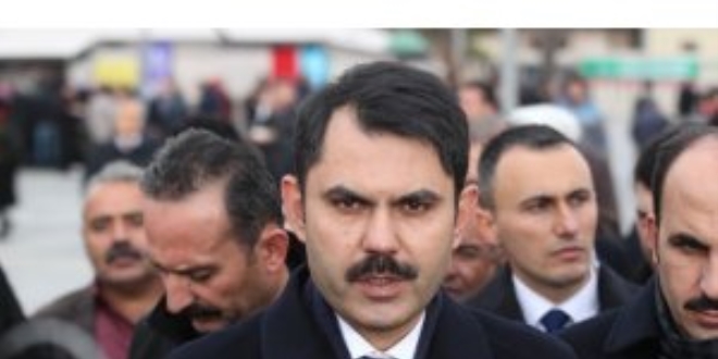 Bakan Kurum: Yıkılan binanın etrafındaki 7 binayı da emniyet amaçlı boşalttık