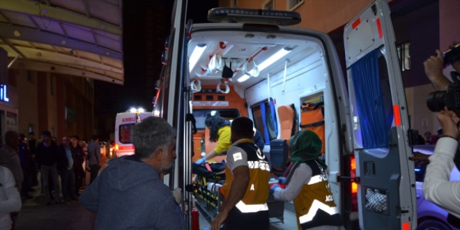 Elektrik panosu patladı: 15'i çocuk 21 kişi zehirlendi