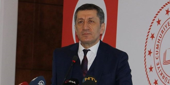 Bakan Selçuk: Ekonomi de sosyal hayat da düzelecek