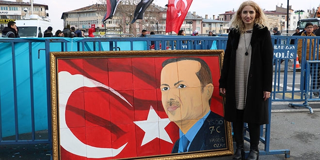 Mitinge geç kaldı, Erdoğan'a hediyesini veremedi