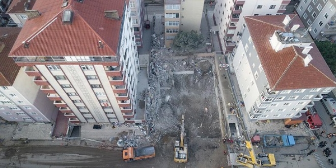 Kartal'da enkaz kaldırma ve arama çalışmaları sona erdi