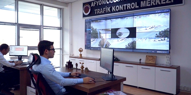 Afyonkarahisar'da akıllı kavşak uygulaması başladı