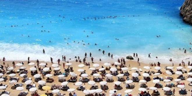 Avrupalı turistler Türkiye'ye dönüyor