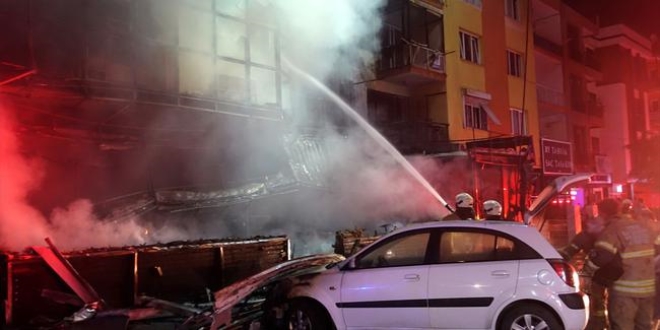 İzmir HDP İl Başkanlığında yangın