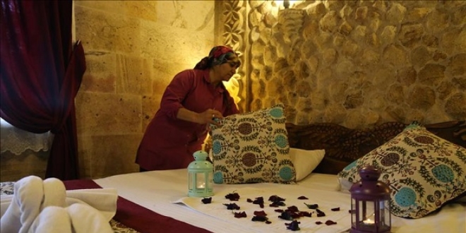 Kapadokya 'sevgililer' için hazırlandı