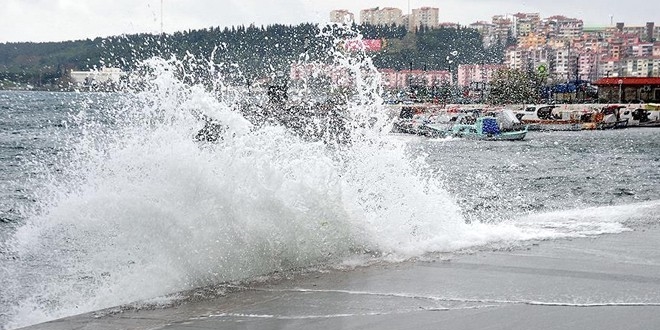 Meteorolojiden Akdeniz için fırtına uyarısı