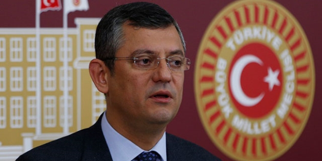 CHP'li Özel: Partinin cebine bir kör kuruş girmiyor