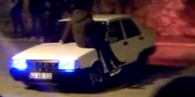 Kaputun üzerinde şov yapıyordu, 15 bin lira ceza yedi