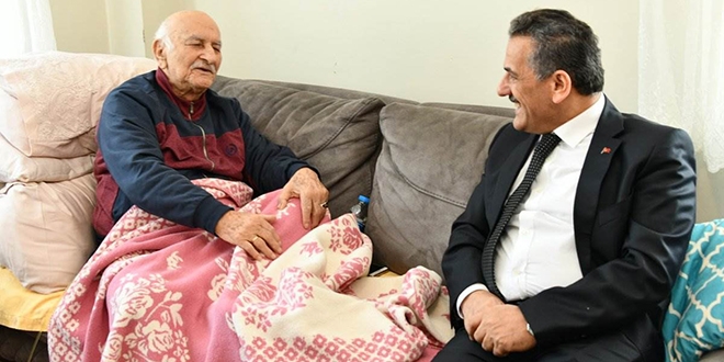 95 yaşında 65 torun sahibi emekli emniyet müdürü