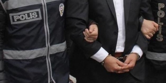 Aydın'da açığa alınan 2 muhtar tutuklandı