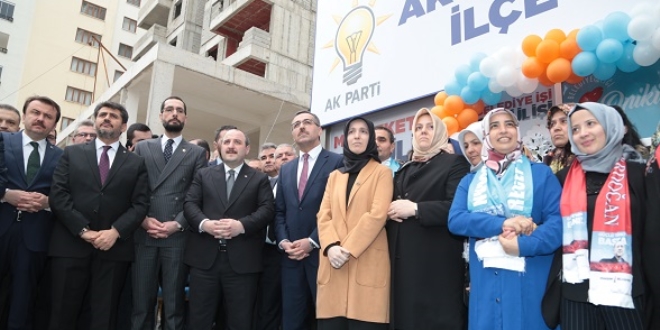 Bakan Varank: 31 Mart'ı önemli bir eşik olarak görüyoruz
