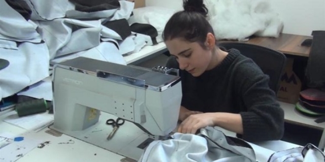 Ev kadınıydı, fabrika kurdu! 7 ülkeye mobilya ihraç ediyor