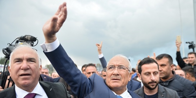 Kocamaz: Demokrat Parti'den yeniden karşılarına çıktık