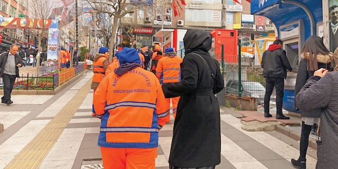 CHP'li Belediye işçilerin maaşlarını ödemiyor