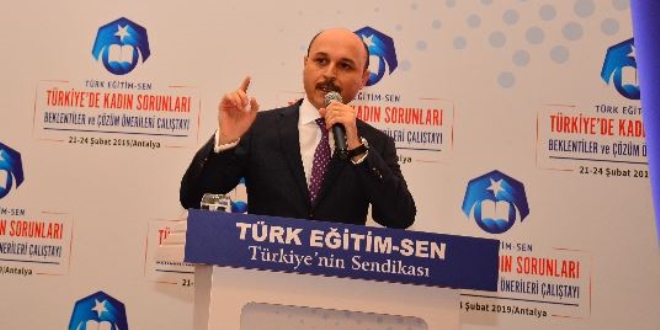 Sözleşmeli öğretmenlerin tayin hakları var mı?