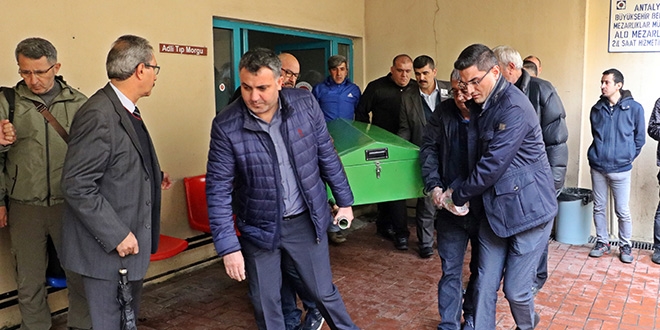 Öğretmen ağabeyin, öğretmen kardeşine son bakışı