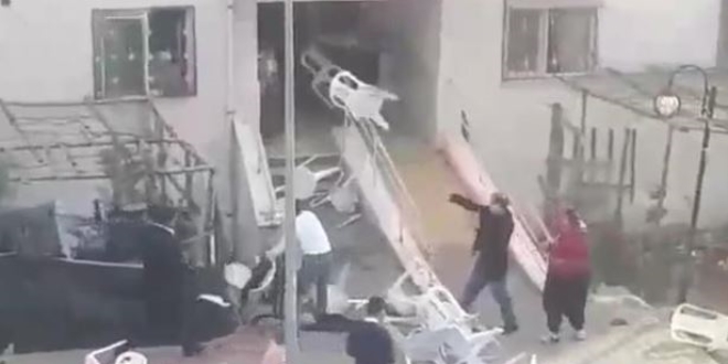 Sokak düğününde 'en çok kim dans etti' kavgası