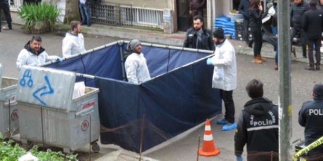 Acıbadem'de çöpte ceset parçaları bulundu: 1 kişi gözaltında