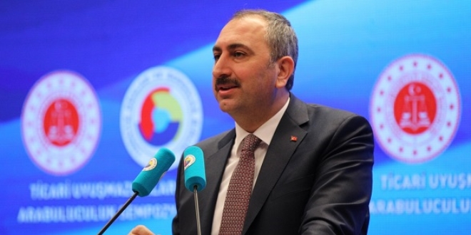 Bakan Gül: İstismara uğrayanların yanında olacağız