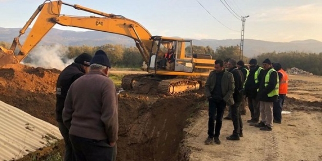 İznik'te yol çalışması sırasında lahit bulundu