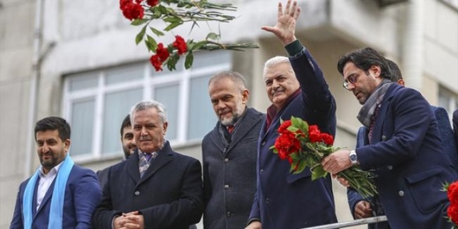 Binali Yıldırım: Sorunları torunlara bırakacak değiliz