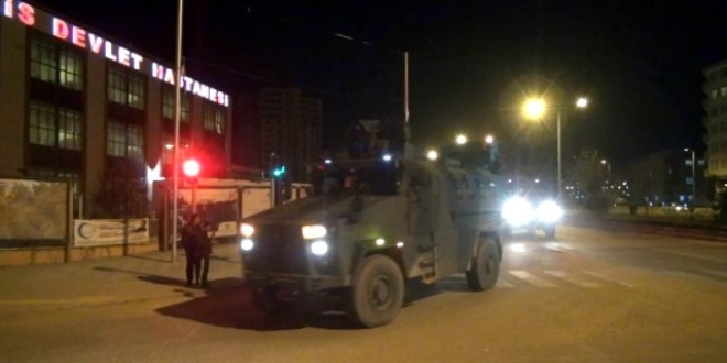 Suriye'ye komando birlikleri sevk edildi