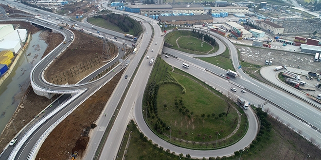 Dilovası'nı rahatlatacak kavşak hizmete açıldı