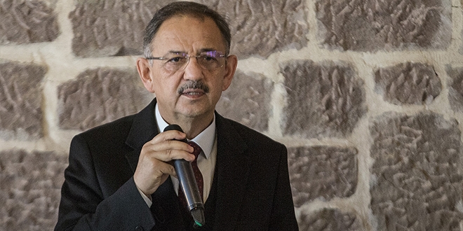 'Mansur 3. dönemdir aday ama bir proje kitapçığı bile yok'