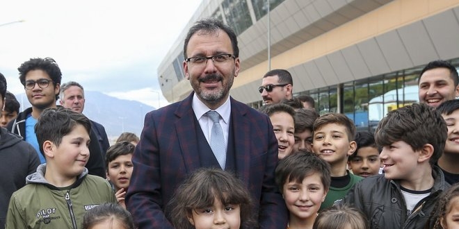 'Çocuklarımızı 3 yaşından itibaren spora başlatacağız'