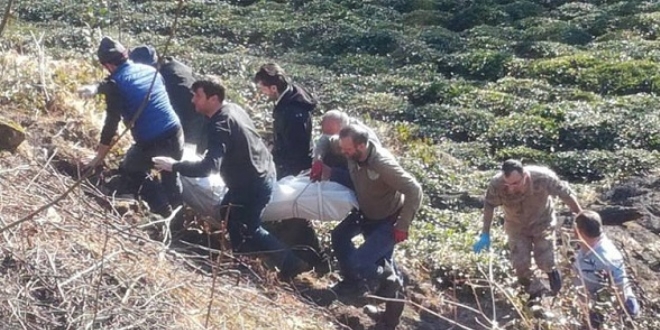 Bahçesinde kendi yaktığı ateşte yanarak hayatını kaybetti